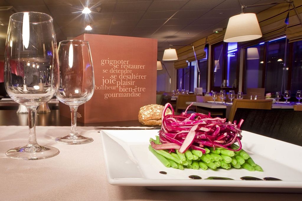 Kyriad Tours Sud - Chambray Les Tours Restaurant billede